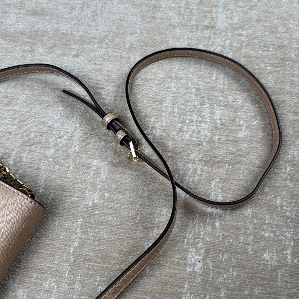 Mini Michael Kors wallet on chain - Picture 9 of 9